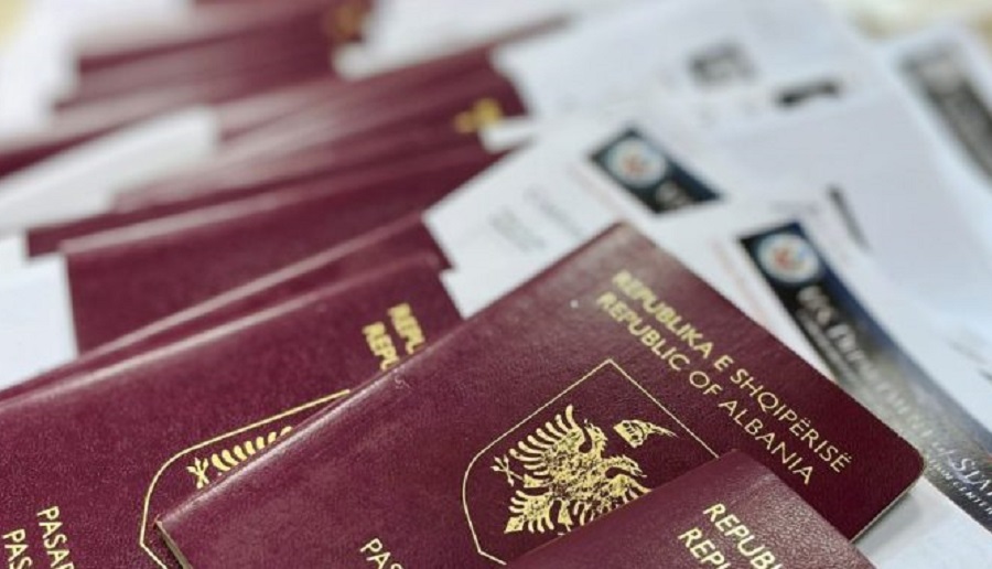 Kush hoqi dore nga shtetesia ne 2023, mbi 800 persona, dominojne femrat